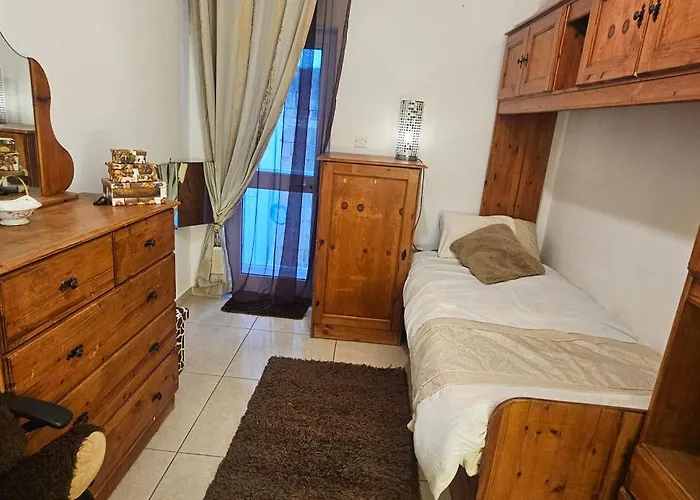 Seaview Apartment Full Of All Commodities Needed